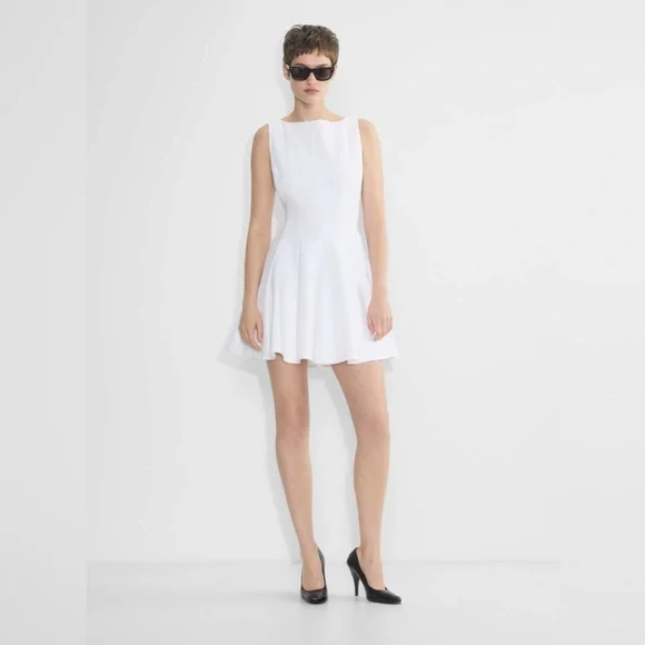 Aritzia Babaton Proxy Dress (Re)ssentialSoftly structured hourglass White  NWOT is available for purchase on au PAY Market - Imported Goods Online  Store Co.Ltd. | au PAY Market - Online Shopping Site